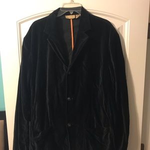 Men’s velvet blazer